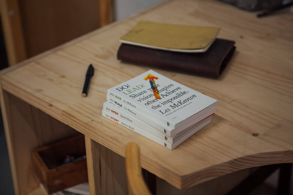 Do Lead, Guide to Better Leadership: Paperback