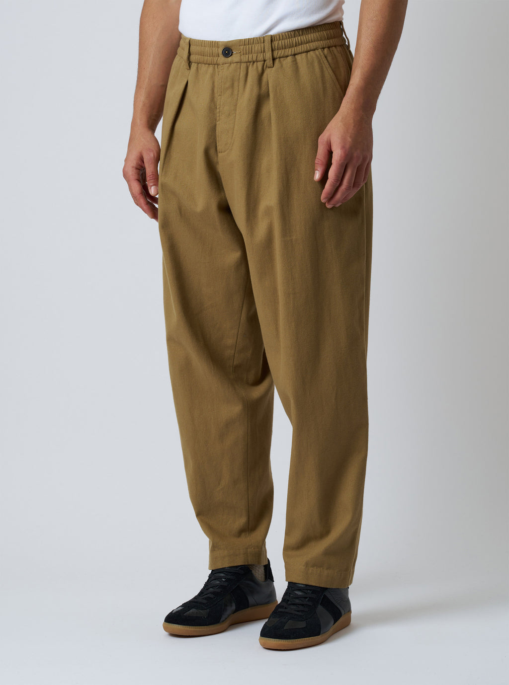 PLEATED TRACK PANT - SAND